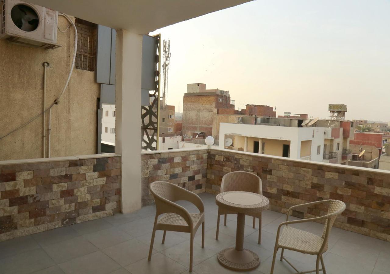 Pyramids Shadow Hotel Cairo Exterior photo